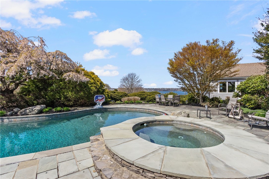 40 Little Harbor Road Tiverton, RI 02878 - Photo 46 of 50