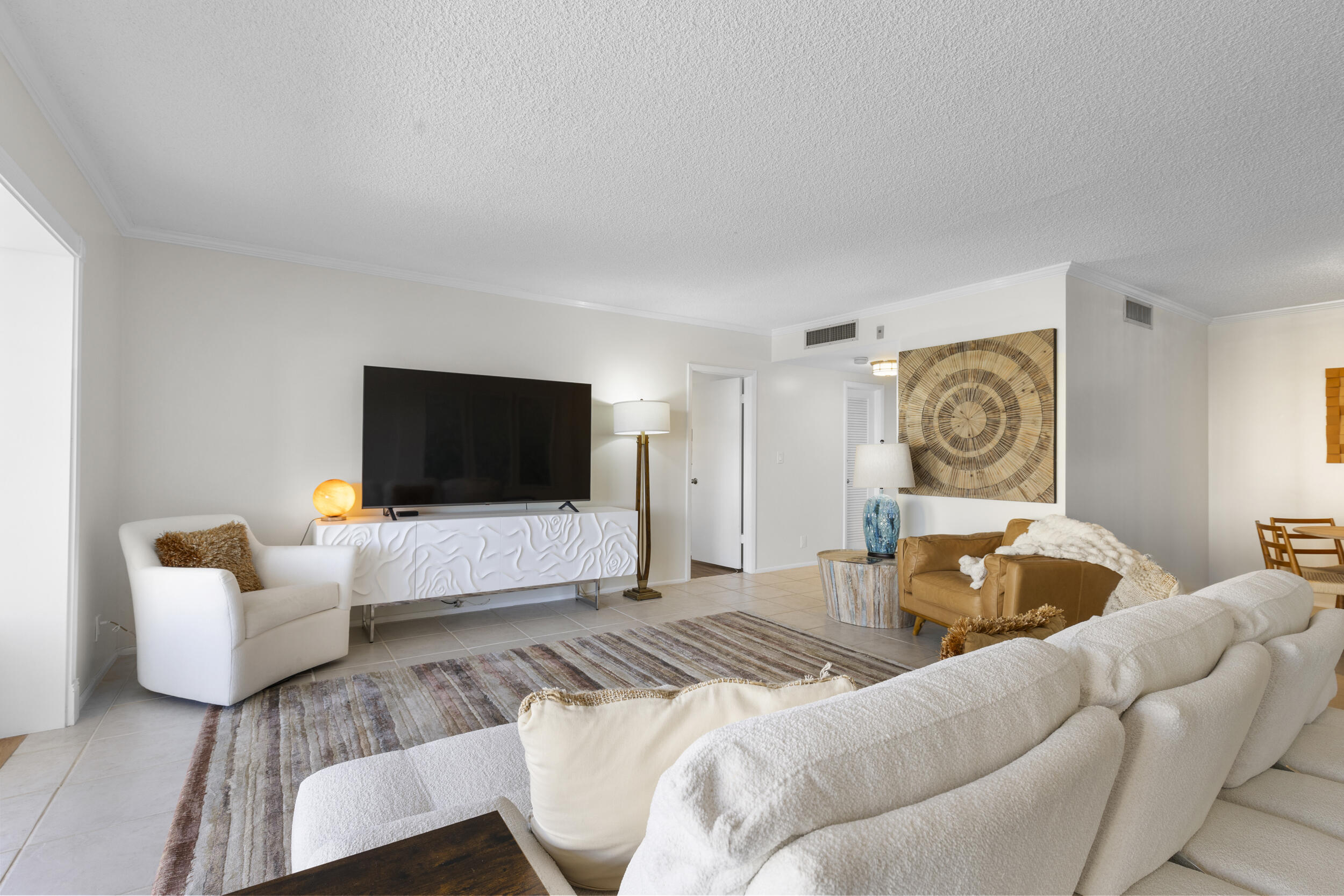 50 E Road, Unit 5C Delray Beach, FL 33483 - Photo 8 of 44 Living Room Overlooking Intracoastal