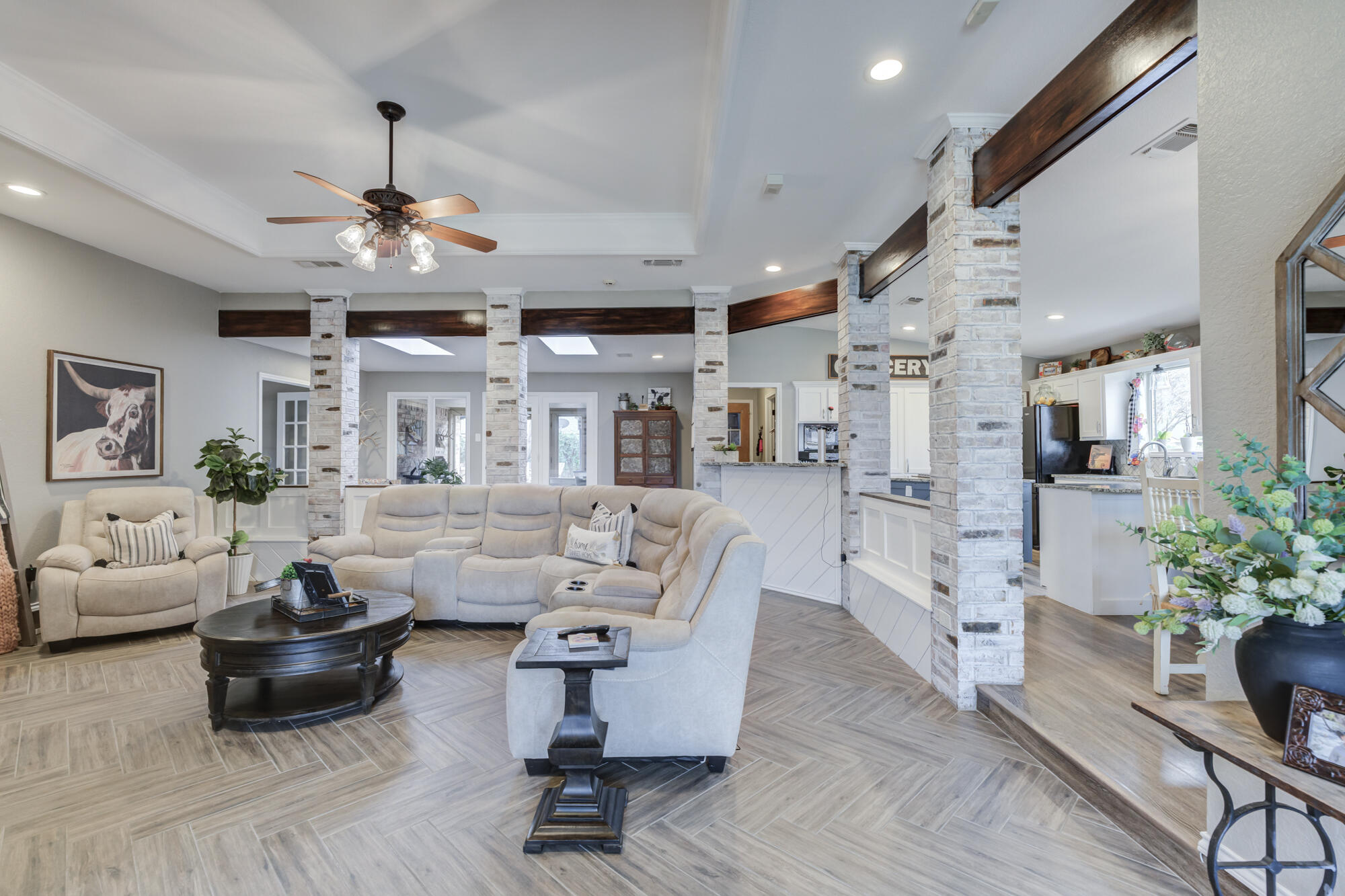 3515 97th Street Lubbock, TX 79423 - Photo 13 of 62 3515-97th-St_Lubbock-TX_10_Living-Room