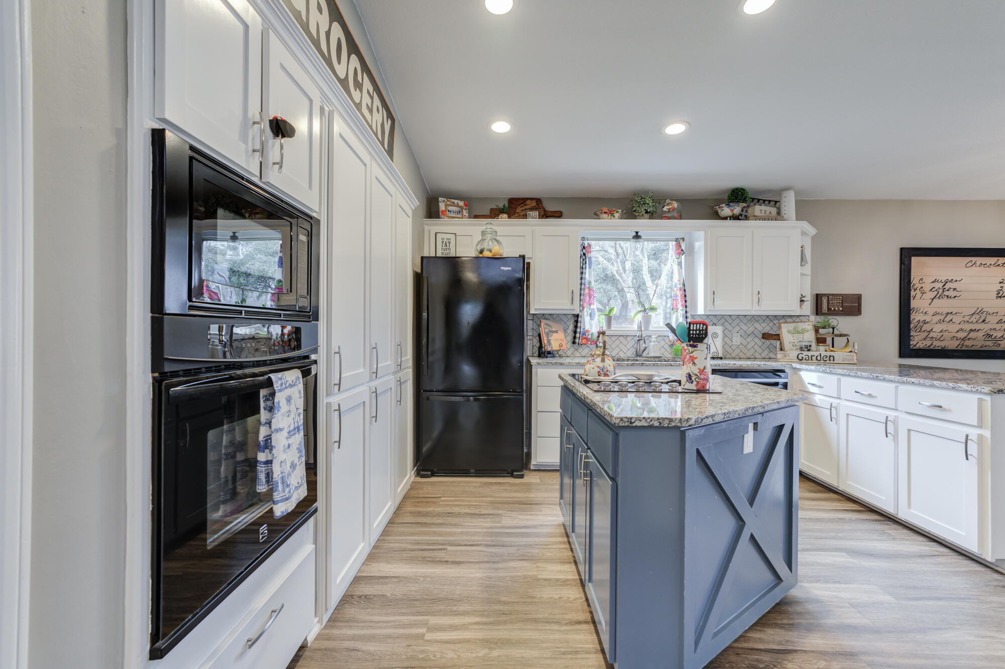 3515 97th Street Lubbock, TX 79423 - Photo 26 of 62 3515-97th-St_Lubbock-TX_26_Kitchen