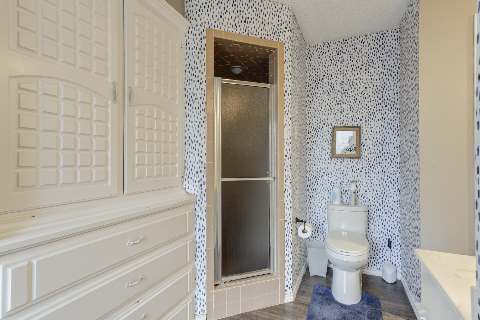 3515 97th Street Lubbock, TX 79423 - Photo 35 of 62 3515-97th-St_Lubbock-TX_38_Primary-Bathr