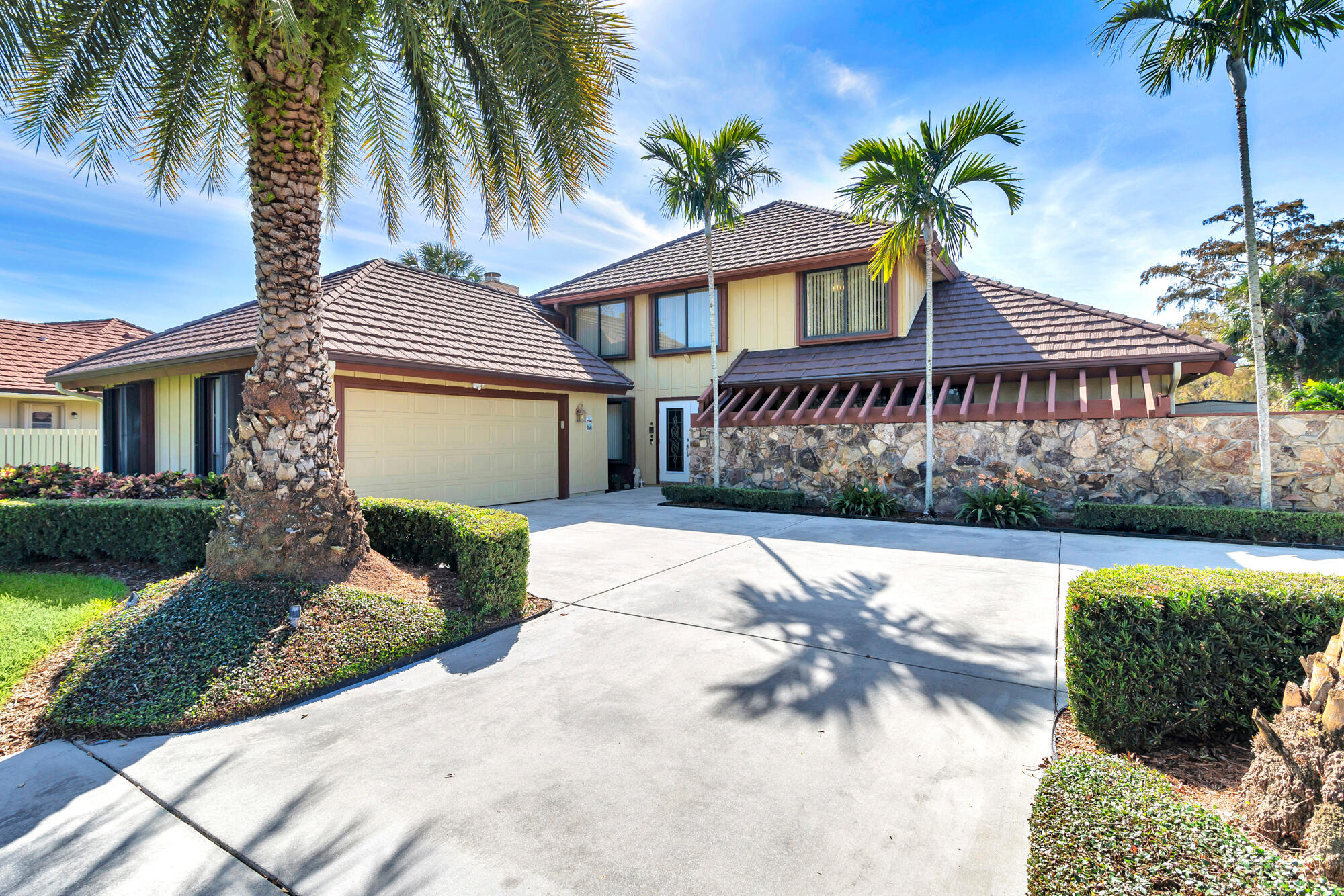 PGA RESORT GOLF FRONT HOME