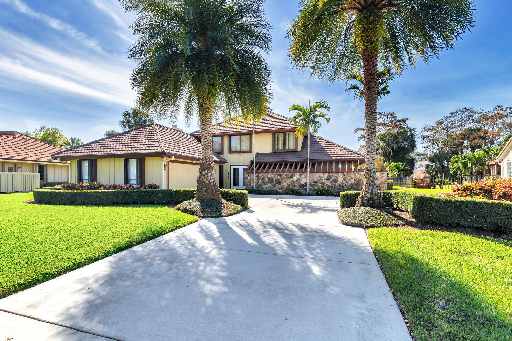 29 Cambria Road West Palm Beach Gardens, FL 33418 - Photo 31 of 35 29 Cambria Road W