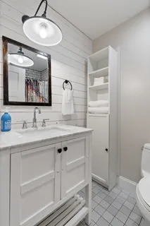 $649,900 | 1050 West Webster Avenue, Unit 1E, Chicago, IL 60614