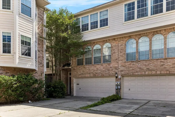 $2,650 | 2915 Jackson Street, Houston, TX 77004