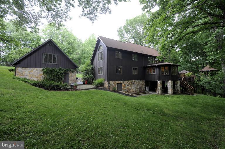 13709 Esworthy Road Darnestown, MD 20874 - Photo 1 of 1 Exterior (Rear)