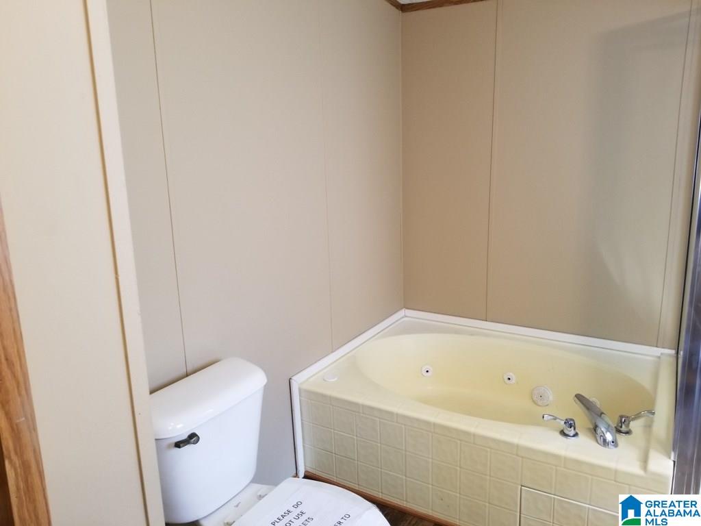 802 Howe Boulevard Gadsden, AL 35903 - Photo 14 of 41