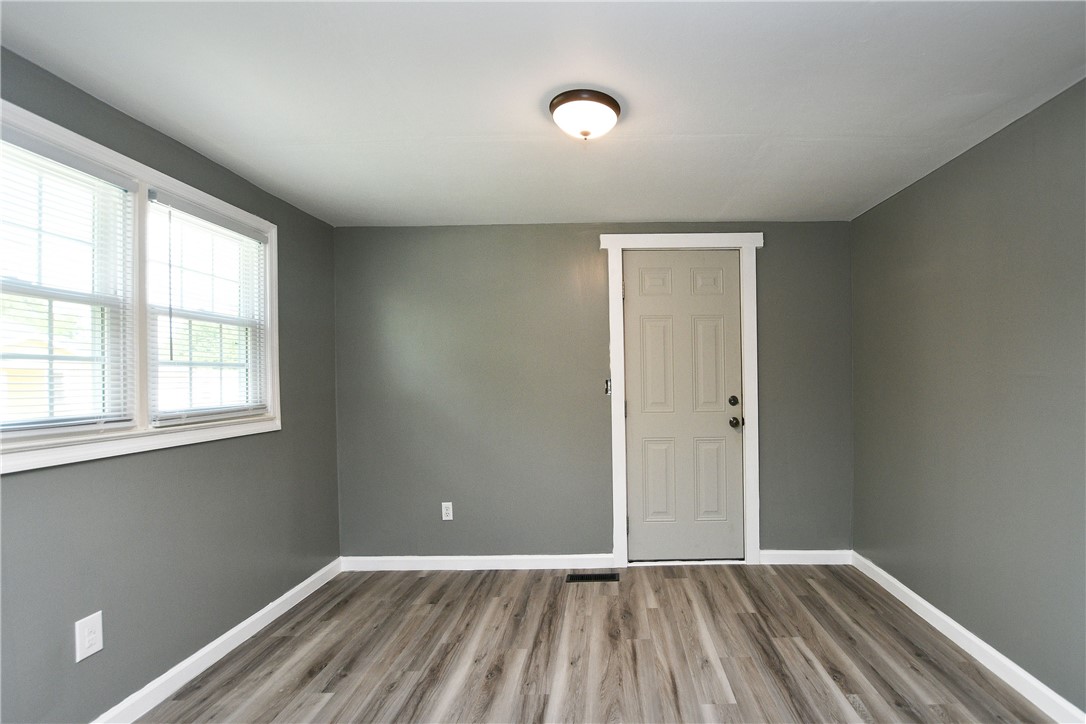 102 Hunter Street Anderson, SC 29625 - Photo 11 of 31 Dining room area