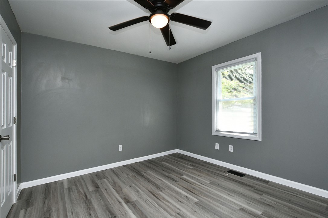 102 Hunter Street Anderson, SC 29625 - Photo 14 of 31 Bedroom 1