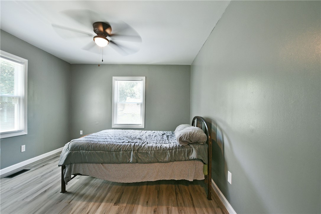 102 Hunter Street Anderson, SC 29625 - Photo 17 of 31 Bedroom 2