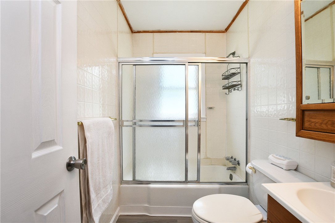 102 Hunter Street Anderson, SC 29625 - Photo 28 of 31 Bath pic. 4