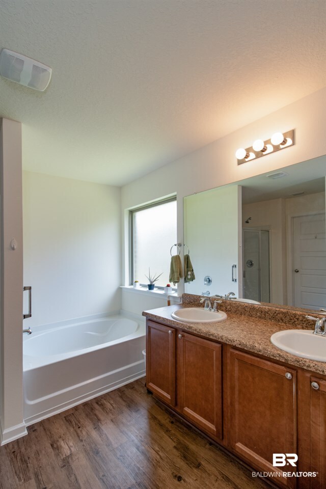 10574 Brodick Loop Daphne, AL 36527 - Photo 10 of 17 Master Bath