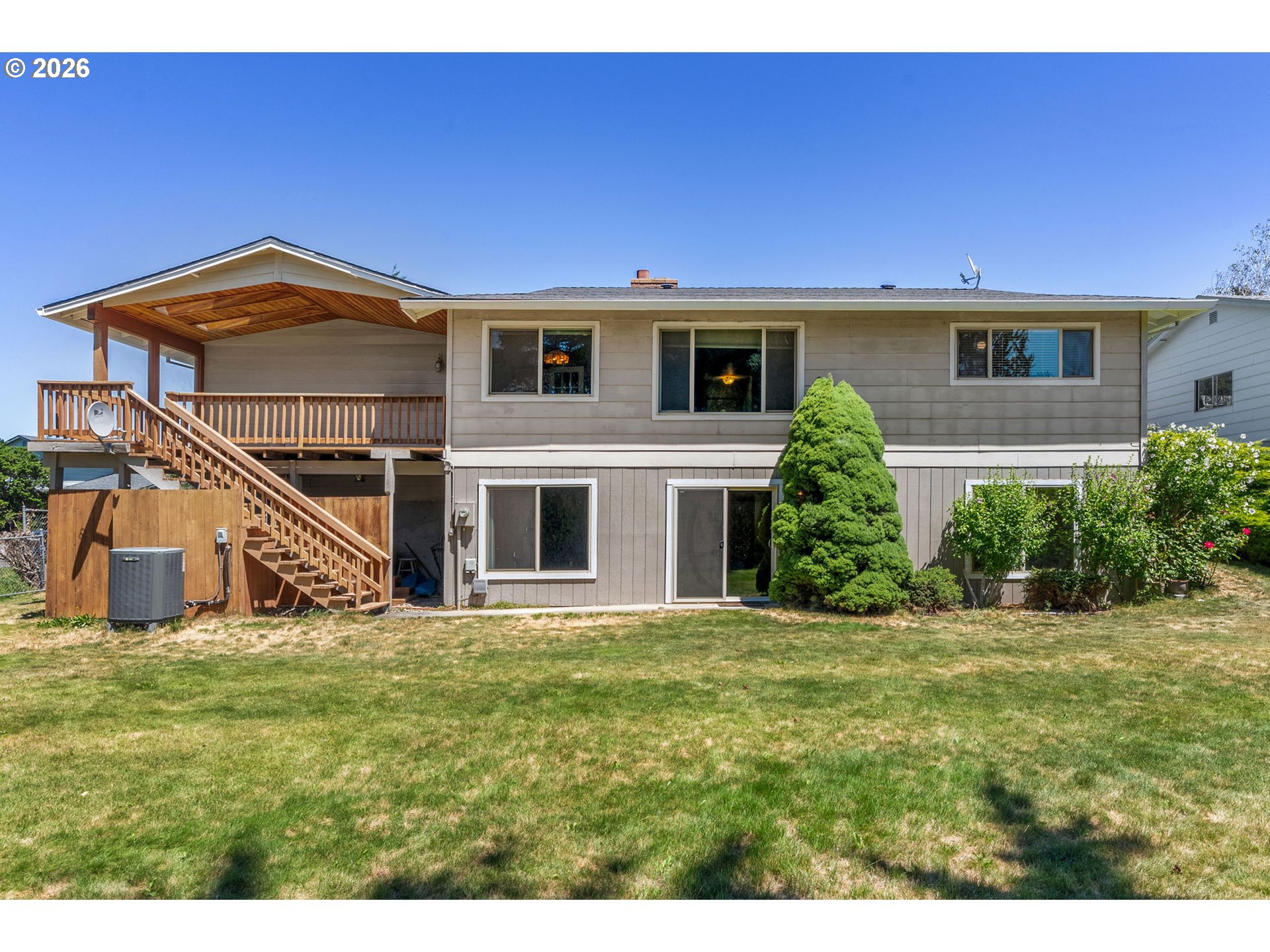 527 Summit Ridge Drive The Dalles, OR 97058 - Photo 5 of 38