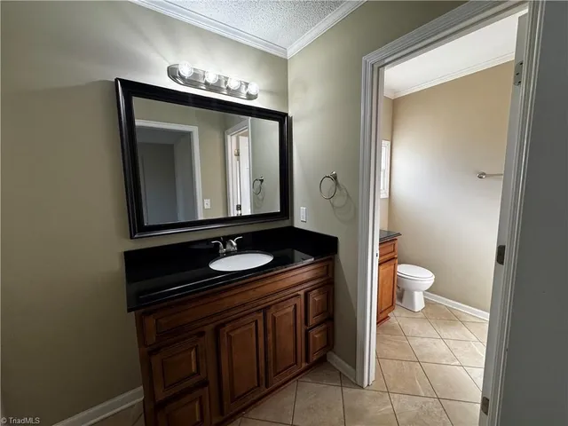 $1,695 | 336 Cheltenham Drive, Winston-Salem, NC 27103