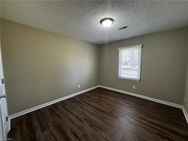 $1,695 | 336 Cheltenham Drive, Winston-Salem, NC 27103