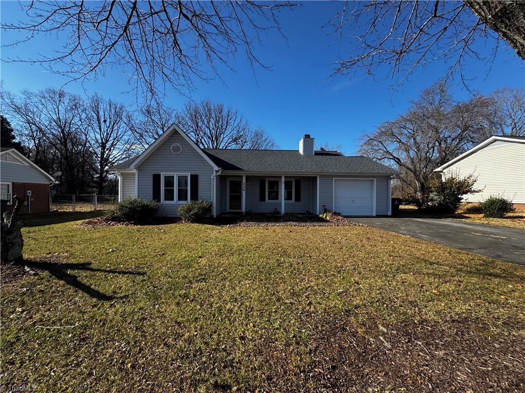 336 Cheltenham Drive Winston-Salem, NC 27103 - Photo 2 of 17