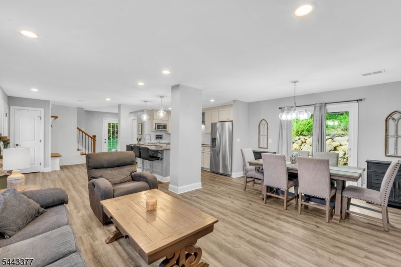 94 Castle Rock Road Lake Hopatcong, NJ 07849 - Photo 15 of 41