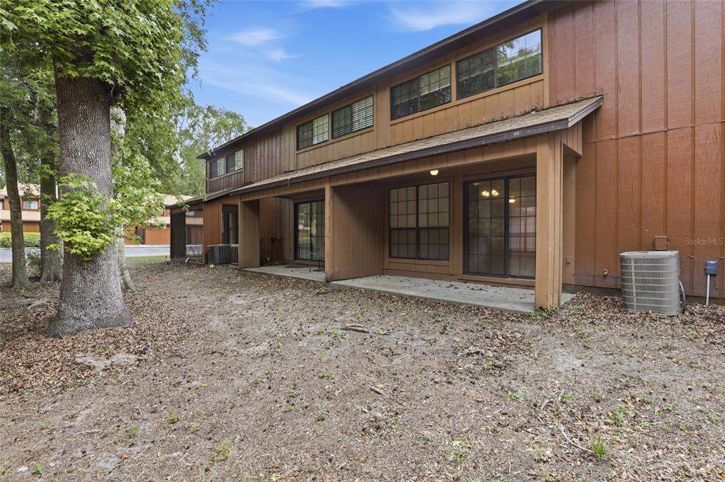 826 Southwest 57 Terrace Gainesville, FL 32607 - Photo 32 of 37 Gallery Image 32