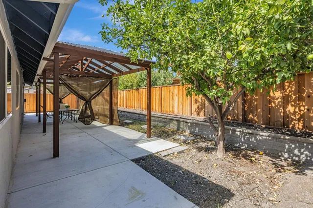$1,489,000 | 3854 Deans Pl Way, San Jose, CA 95121