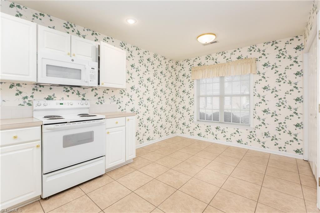 7500 Riverside Court Clemmons, NC 27012 - Photo 16 of 39 Gallery Image 16