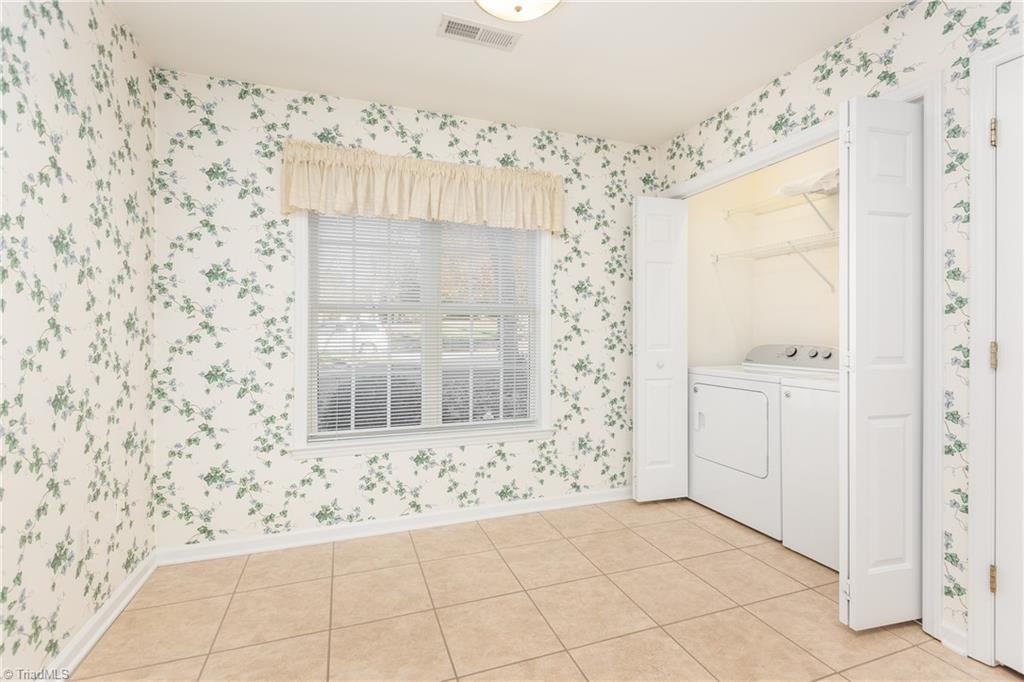 7500 Riverside Court Clemmons, NC 27012 - Photo 17 of 39 Gallery Image 17