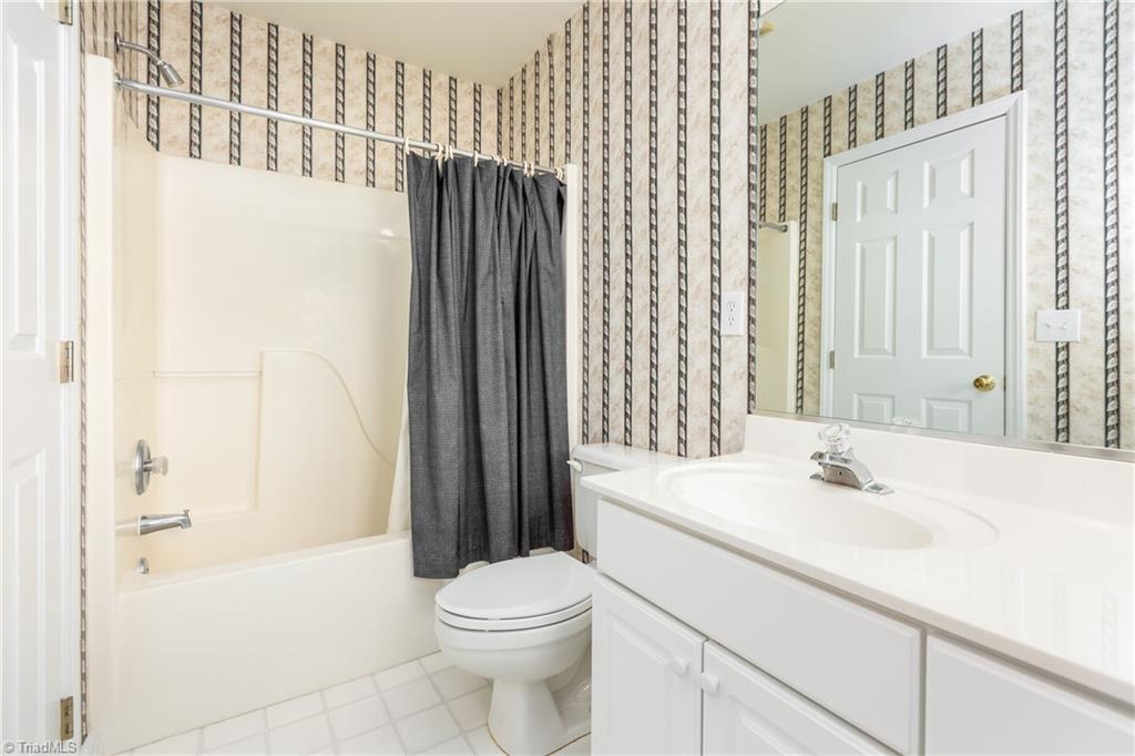 7500 Riverside Court Clemmons, NC 27012 - Photo 27 of 39 Gallery Image 27