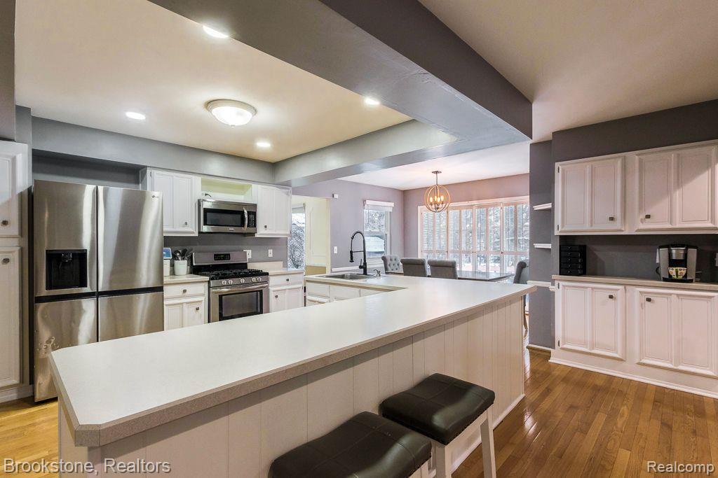 2969 Powderhorn Ridge Road Rochester Hills, MI 48309 - Photo 4 of 56
