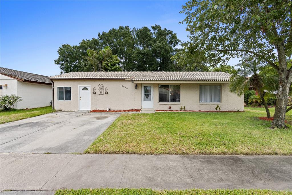 10668 Whitman Circle Orlando, FL 32821 - Photo 1 of 1