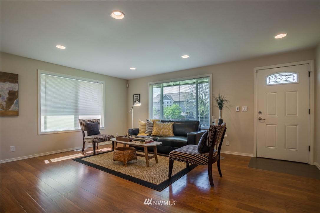 1000 Aberdeen Avenue Northeast Renton, WA 98056 - Photo 8 of 15 Gallery Image 8