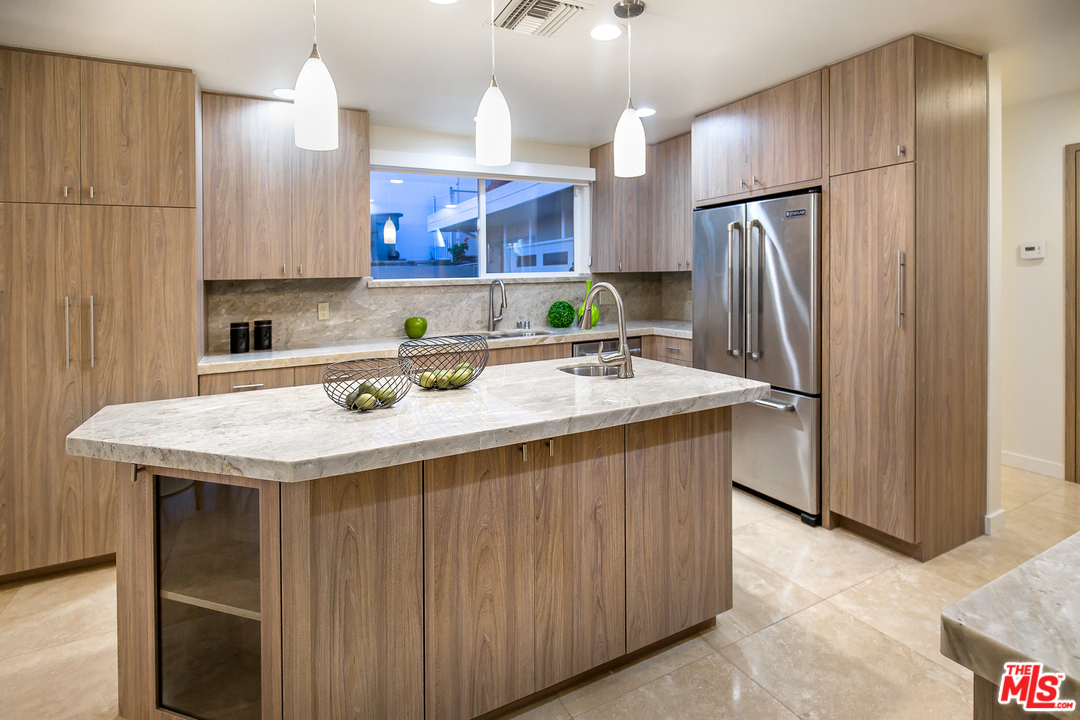 1840 Deermont Road Glendale, CA 91207 - Photo 16 of 32