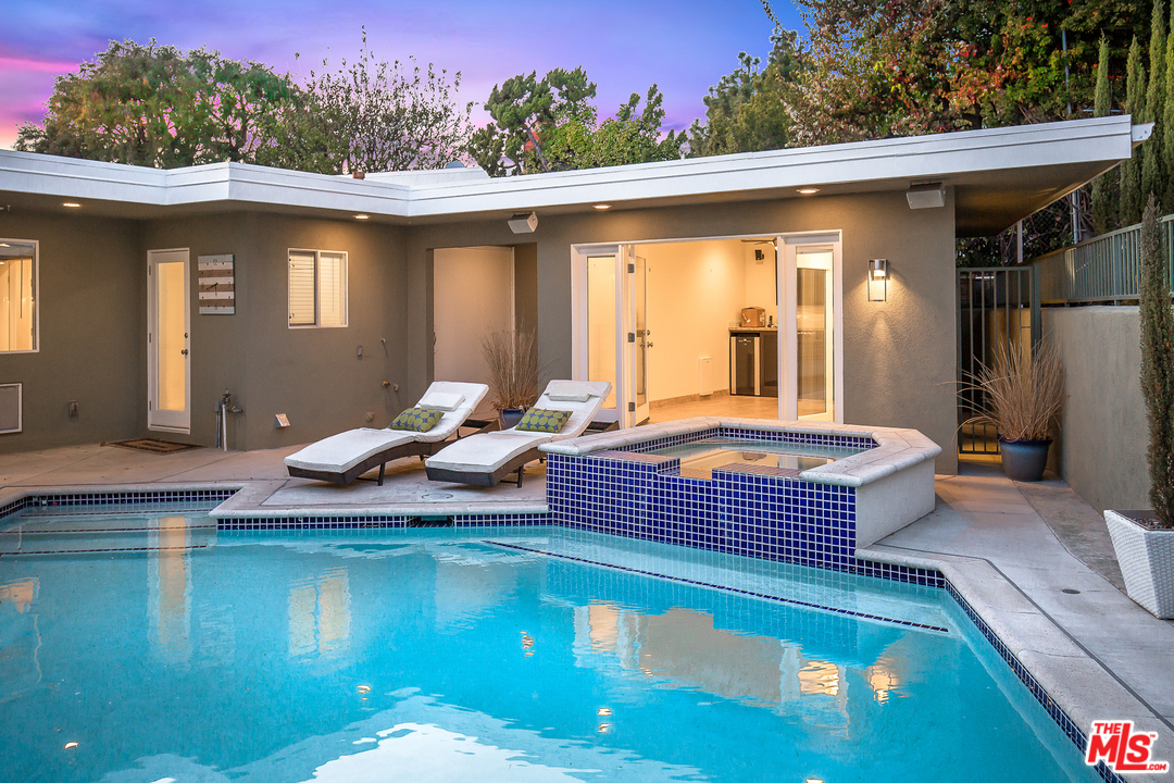 1840 Deermont Road Glendale, CA 91207 - Photo 31 of 32