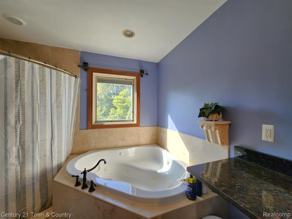 3204 Avalon Road Rochester Hills, MI 48309 - Photo 27 of 35