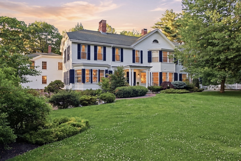 31 Boyles Street Beverly, MA 01915 - Photo 4 of 41