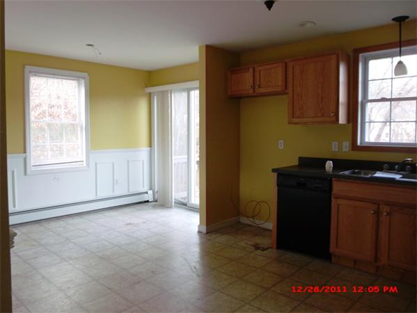 173 Fitch Road Clinton, MA 01510 - Photo 3 of 14