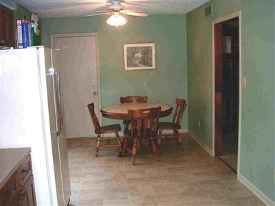 3395 Snaffle Road Lexington, KY 40513 - Photo 9 of 17 breakfast area of kitchen.