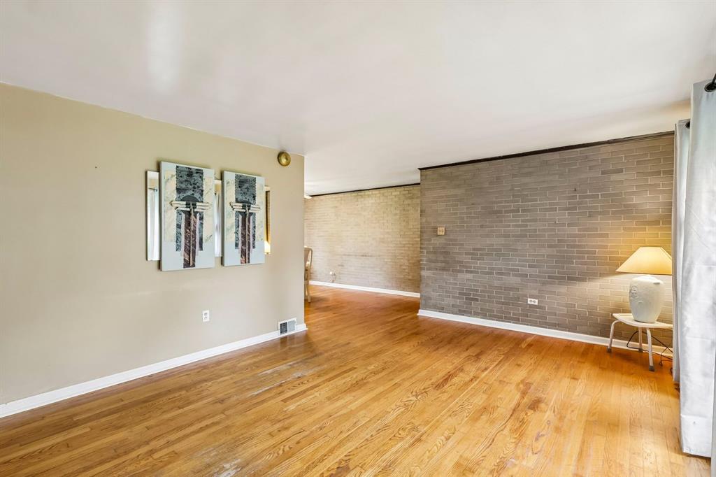 7 Rolling Road Cranberry Township, PA 16066 - Photo 10 of 39 Gallery Image 10