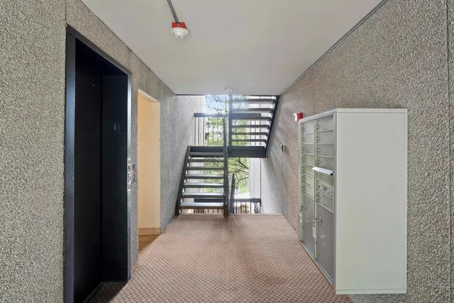 $259,000 | 1002 West 7th Avenue, Unit 203, Spokane, WA 99204