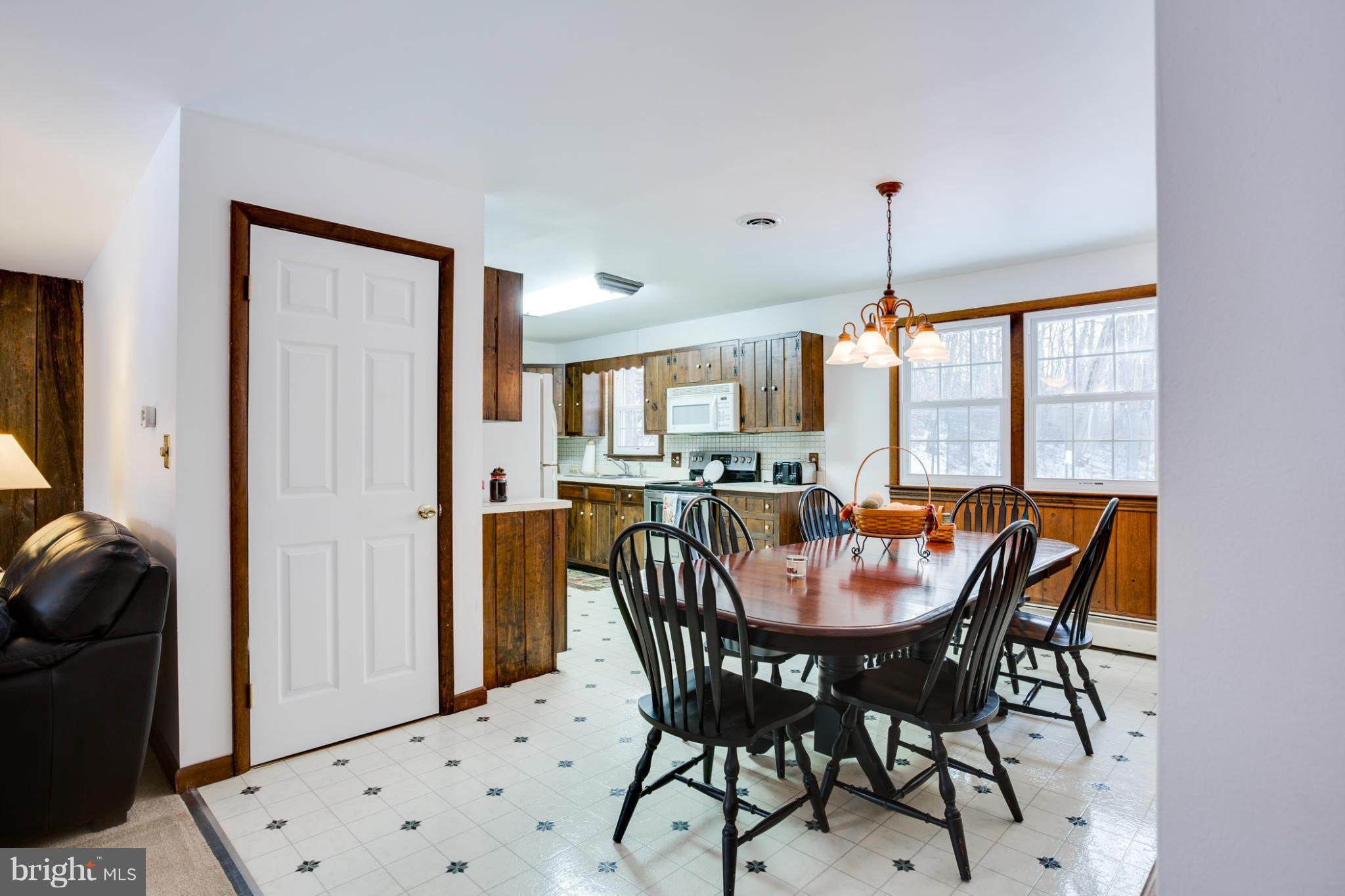 3914 Grave Run Road Manchester, MD 21102 - Photo 4 of 19 Dining Room