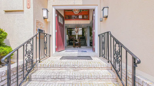 a view of a entryway door of the house