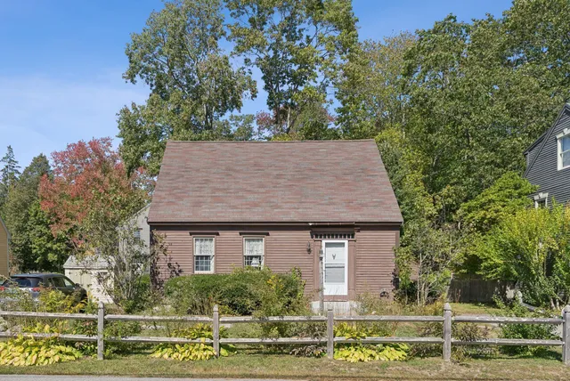 $599,000 | 8 Tidewater Court, Kennebunk, ME 04043