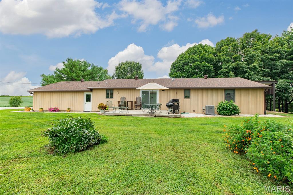 29022 Smith Road Medora, IL 62063 - Photo 20 of 62 Gallery Image 20
