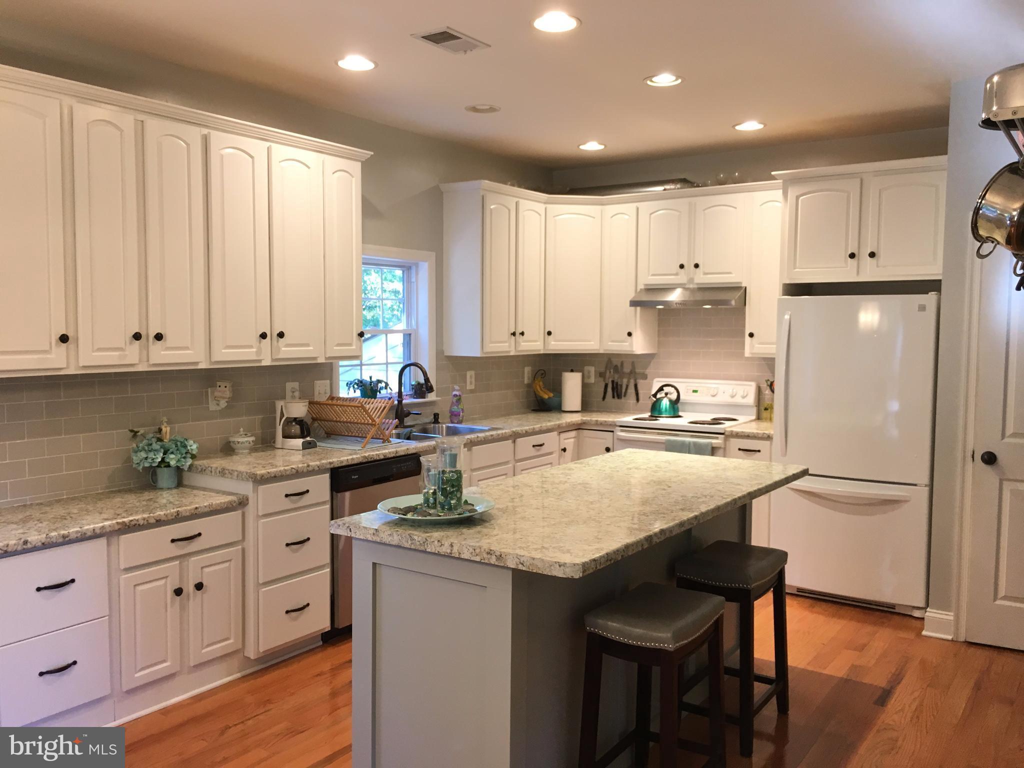 3944 Rinehart Road Westminster, MD 21158 - Photo 18 of 27 Kitchen