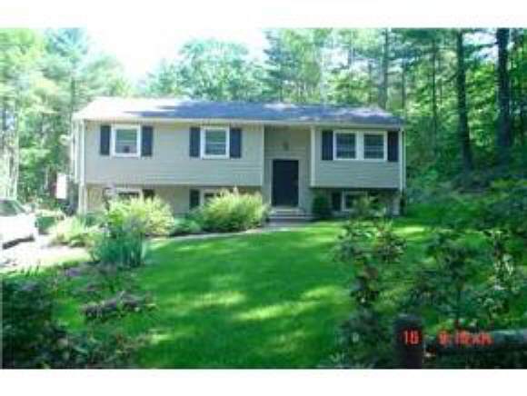 25 Phillipswood Road Sandown, NH 03873 - Photo 1 of 1