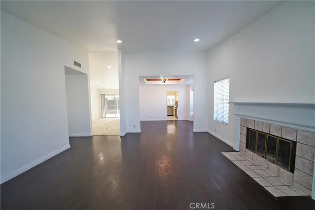 $4,250 | 27767 Crookshank Drive, Saugus, CA 91350