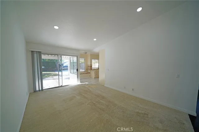 $4,250 | 27767 Crookshank Drive, Saugus, CA 91350