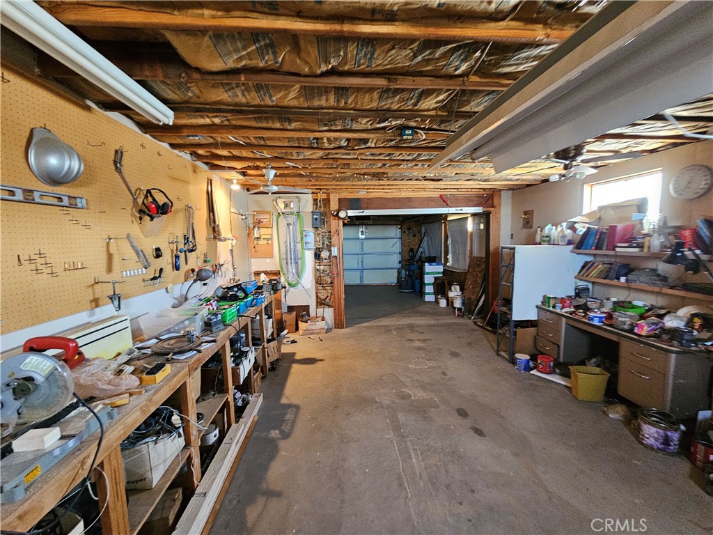 5566 Oleta Road Johnson Valley, CA 92285 - Photo 25 of 48 a view of a room with gym equipment