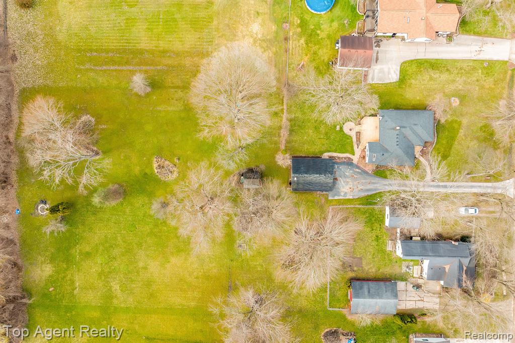 3302 Grant Road Rochester Hills, MI 48309 - Photo 38 of 40