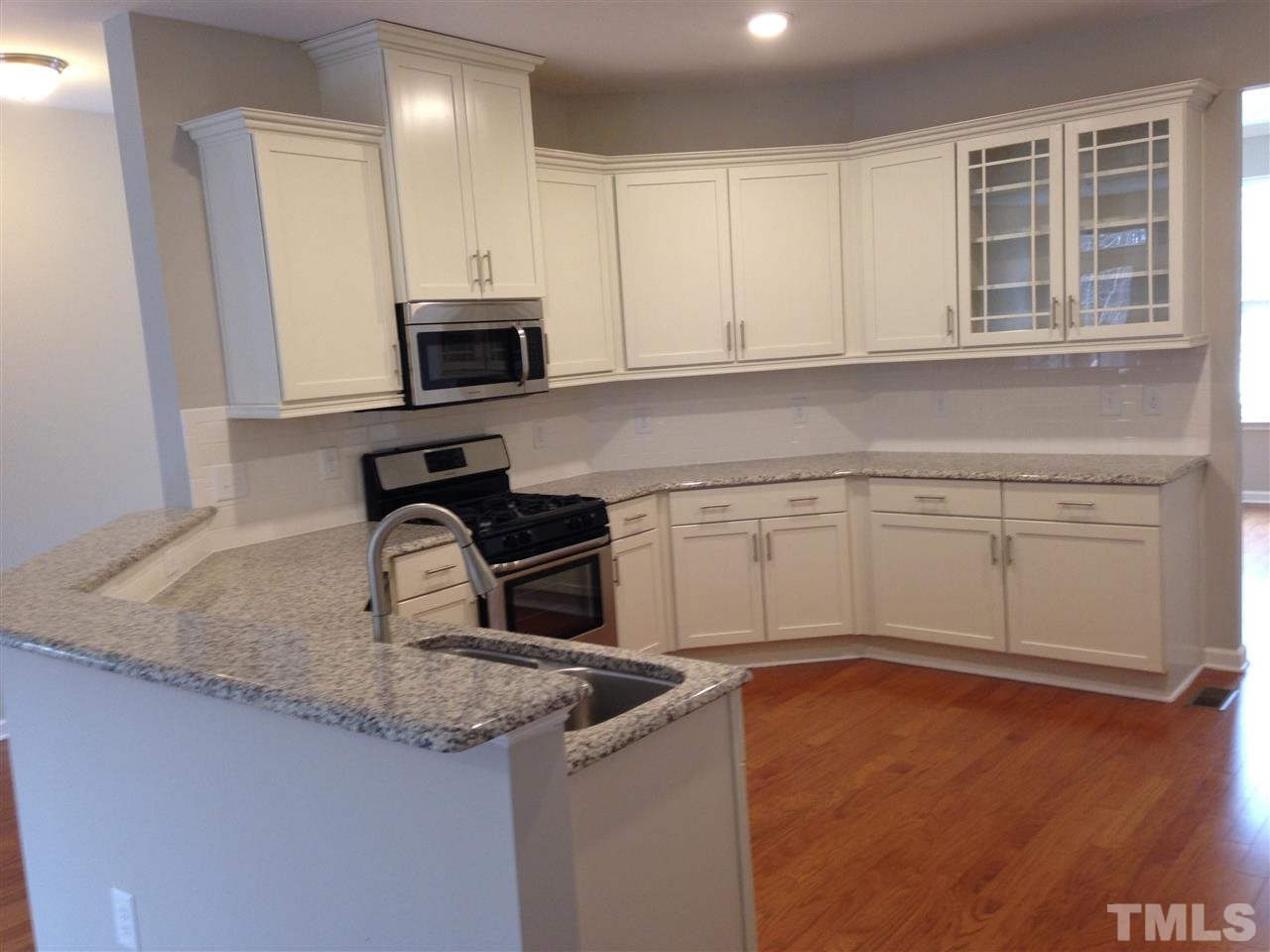 702 Edgewater Ridge Court Apex, NC 27523 - Photo 4 of 21 Gallery Image 4