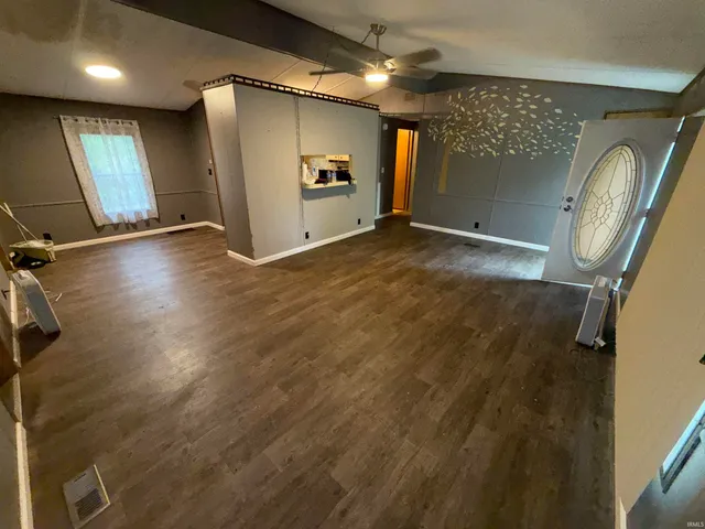 $105,000 | 1801 South 69th Hwy Mount, Mount Vernon, IN 47620