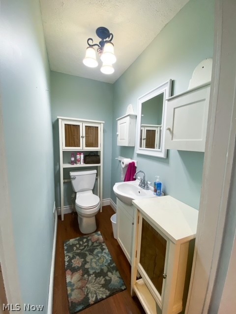 1928 Roxford Street New Philadelphia, OH 44663 - Photo 8 of 12